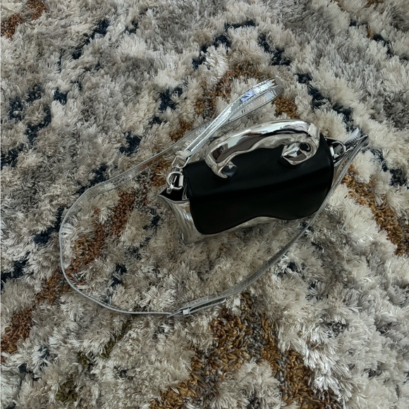 Color Blocking Fashion Handbag With Adjustable Shoulder Strap. - Picture 3 of 4